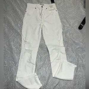 Abercrombie high rise white skinny jeans-distressed, never worn, new with tags